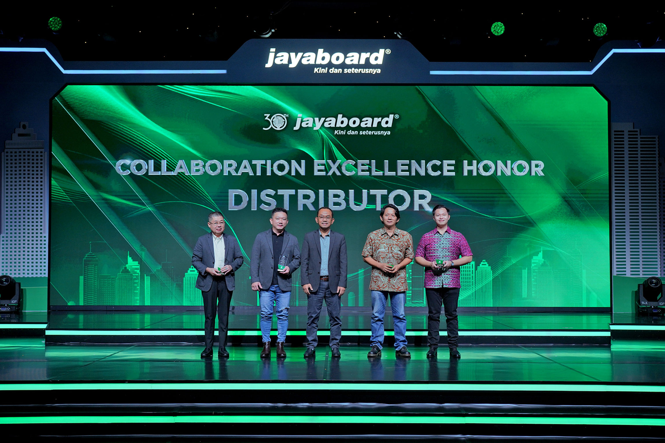 Jayaboard® 30th - Collaboration Excellence Honor Distributor